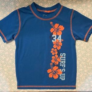 💙 Ixtreme Rashguard Shirt, Size: 4